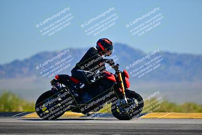 media/Mar-25-2024-Moto Forza (Mon) [[8d4319bd68]]/4-Novice Group/Session 2 (Turn 9 Side)/